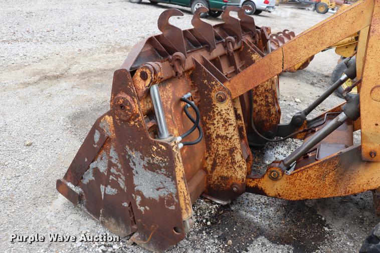 image for item ED9731 1986 Case 780C backhoe