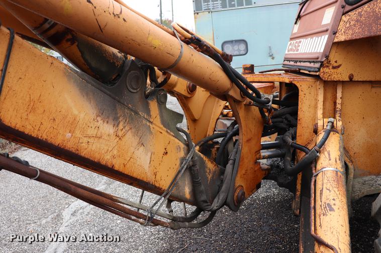 image for item ED9731 1986 Case 780C backhoe