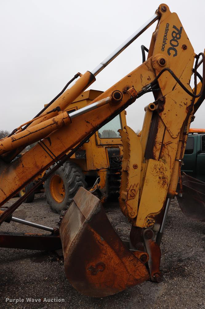 image for item ED9731 1986 Case 780C backhoe