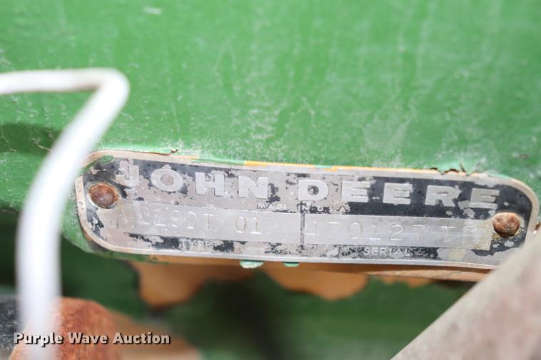 image for item ED9732 1979 John Deere 410 backhoe