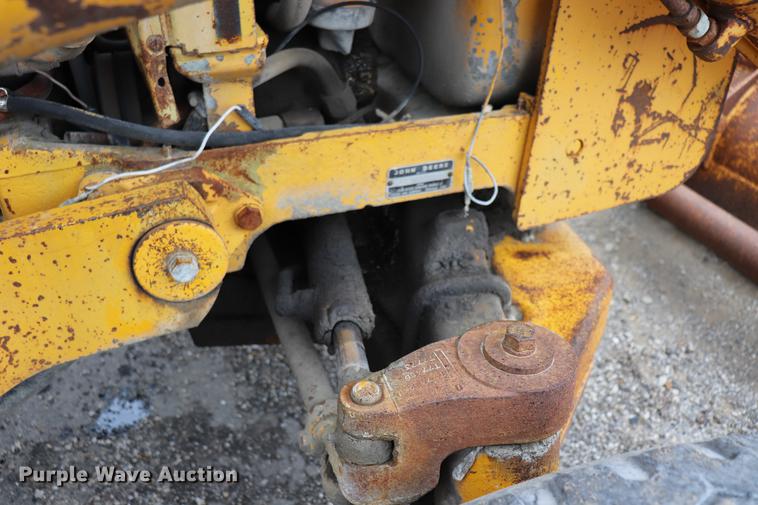 image for item ED9732 1979 John Deere 410 backhoe
