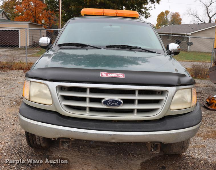 image for item ED9733 1999 Ford F150 SuperCab pickup truck