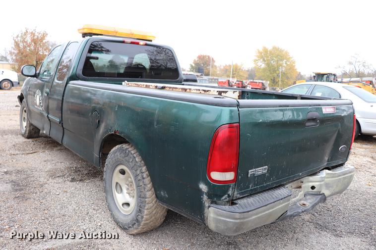 image for item ED9733 1999 Ford F150 SuperCab pickup truck