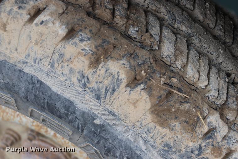 image for item ED9733 1999 Ford F150 SuperCab pickup truck