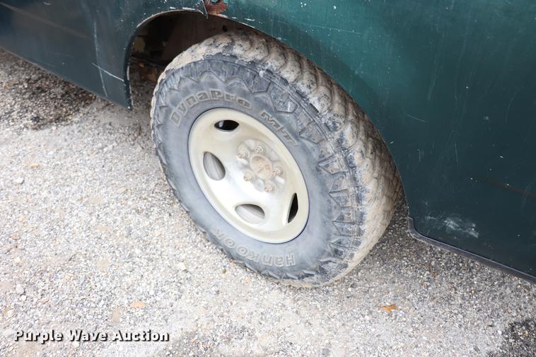 image for item ED9733 1999 Ford F150 SuperCab pickup truck