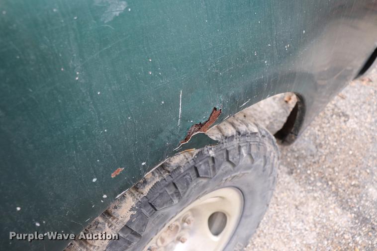 image for item ED9733 1999 Ford F150 SuperCab pickup truck