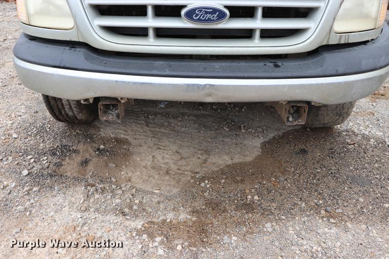 image for item ED9733 1999 Ford F150 SuperCab pickup truck