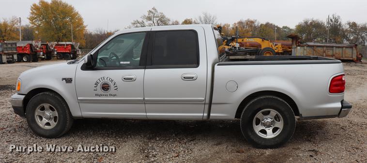 image for item ED9736 2003 Ford F150 SuperCrew pickup truck