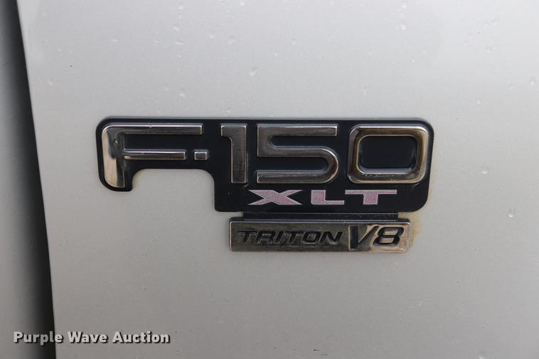 image for item ED9736 2003 Ford F150 SuperCrew pickup truck