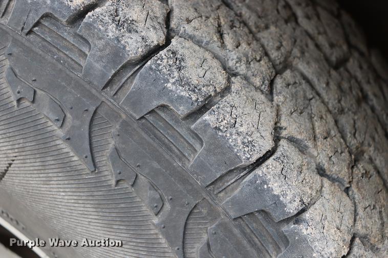 image for item ED9736 2003 Ford F150 SuperCrew pickup truck