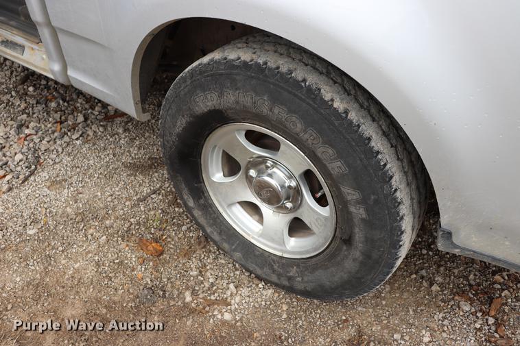 image for item ED9736 2003 Ford F150 SuperCrew pickup truck