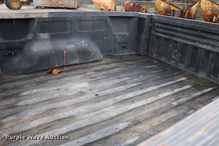 image for item ED9736 2003 Ford F150 SuperCrew pickup truck