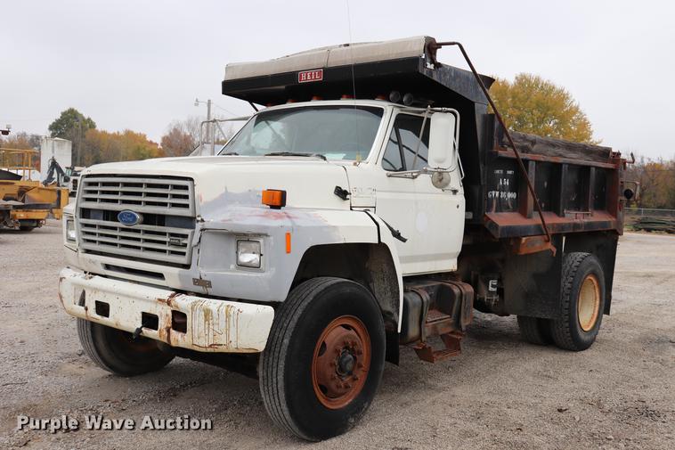 image for item ED9740 1994 Ford F800 dump truck