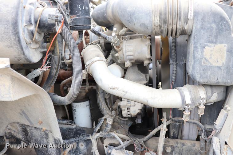 image for item ED9740 1994 Ford F800 dump truck