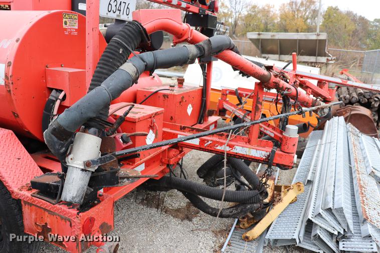 image for item ED9742 2004 Crafco pot hole patcher