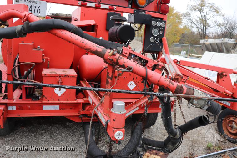 image for item ED9742 2004 Crafco pot hole patcher