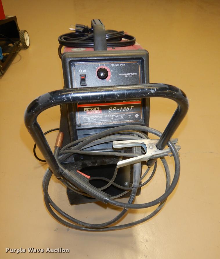 image for item EE9176 Lincoln Electric SP-135T wire welder