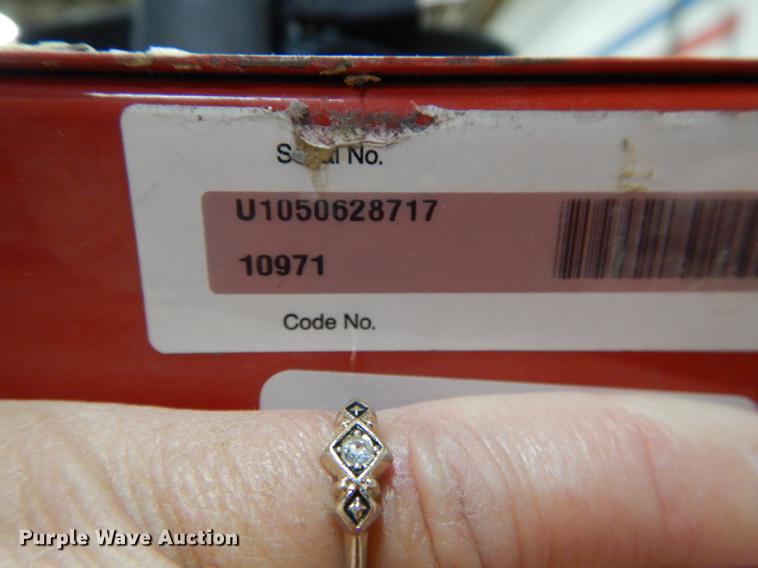 image for item EE9176 Lincoln Electric SP-135T wire welder