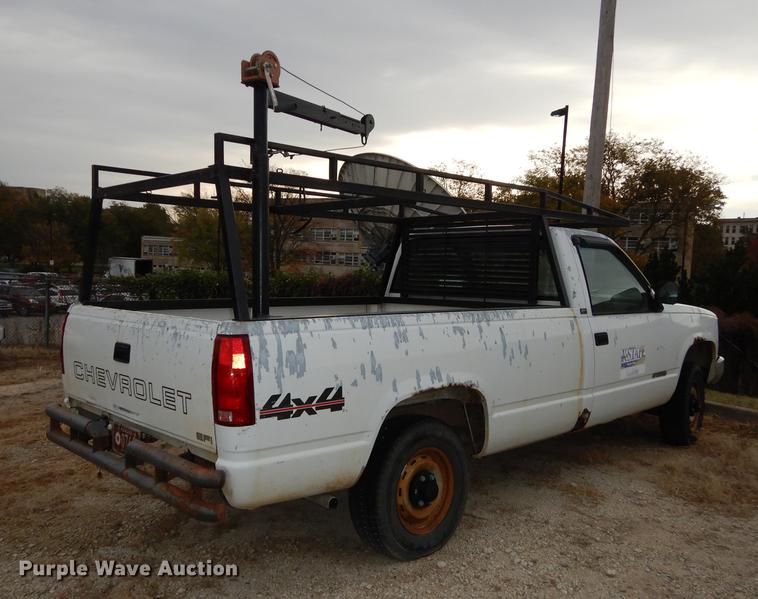 image for item EE9201 1991 Chevrolet Cheyenne 1500 pickup truck