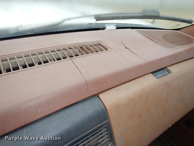 image for item EE9201 1991 Chevrolet Cheyenne 1500 pickup truck