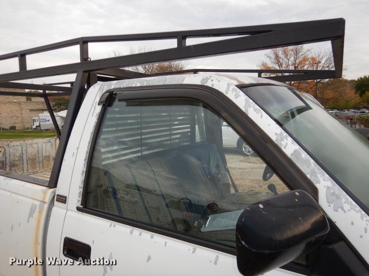 image for item EE9201 1991 Chevrolet Cheyenne 1500 pickup truck