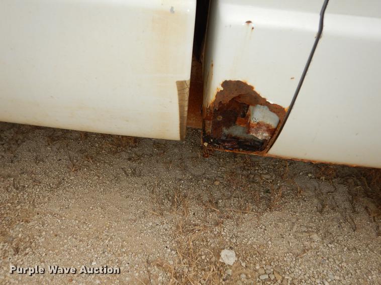 image for item EE9201 1991 Chevrolet Cheyenne 1500 pickup truck