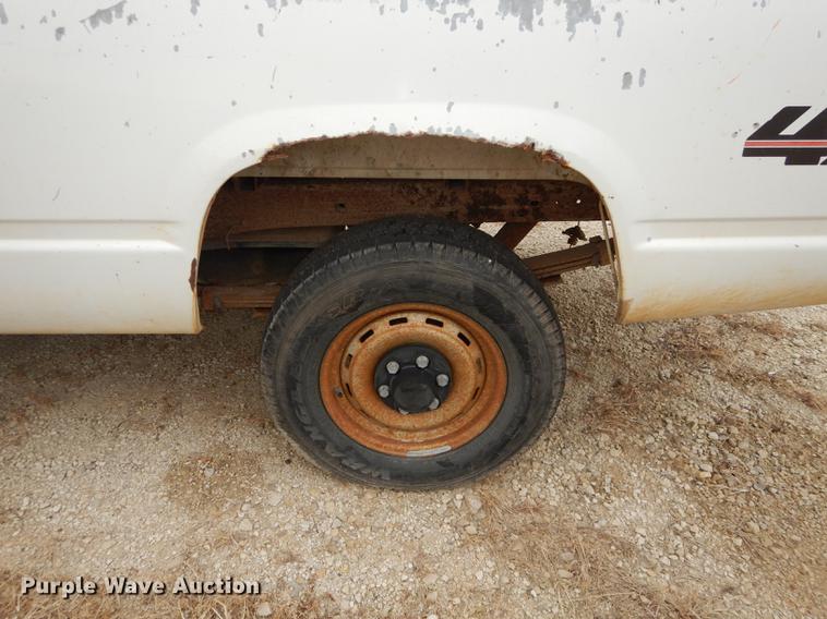 image for item EE9201 1991 Chevrolet Cheyenne 1500 pickup truck