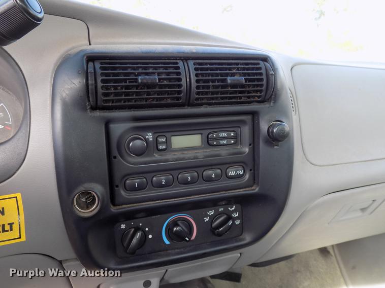 image for item EE9283 1999 Ford Ranger pickup truck