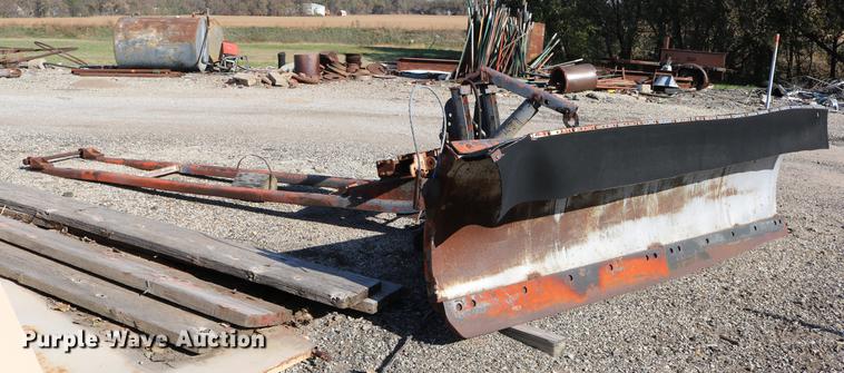 image for item EE9847 Valk RV101-6 snow plow