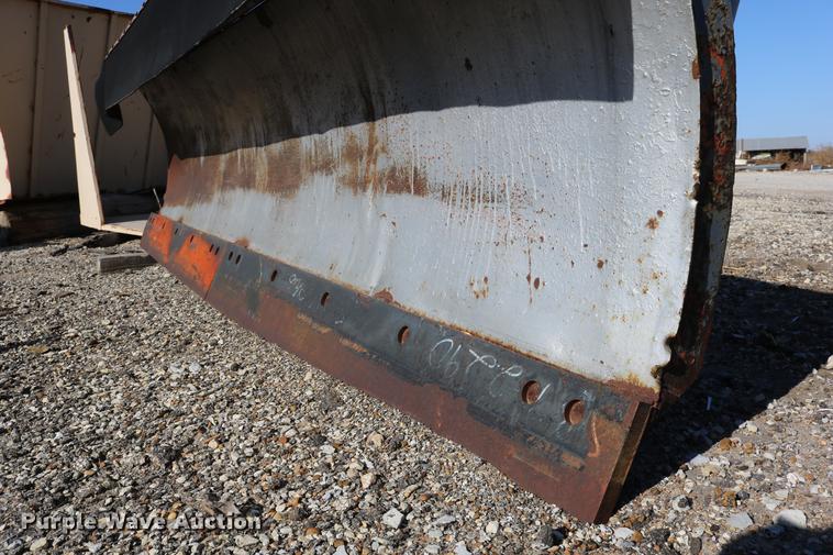 image for item EE9847 Valk RV101-6 snow plow