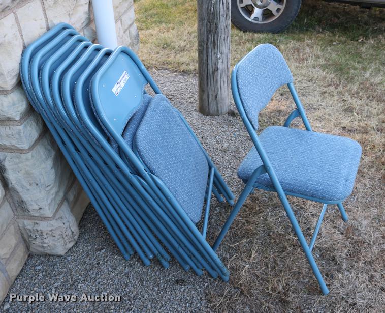 image for item EE9881 (20) folding chairs
