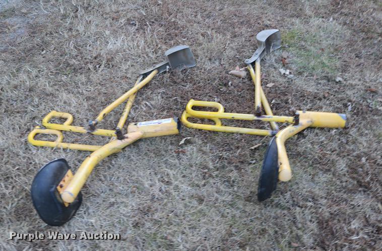 image for item EE9882 (2) playground diggers