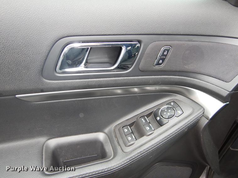 image for item J5634 2015 Ford Explorer Police Interceptor SUV