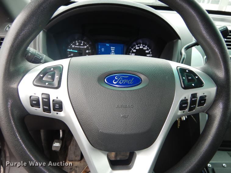 image for item J5634 2015 Ford Explorer Police Interceptor SUV