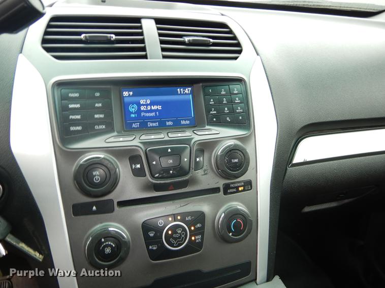 image for item J5634 2015 Ford Explorer Police Interceptor SUV