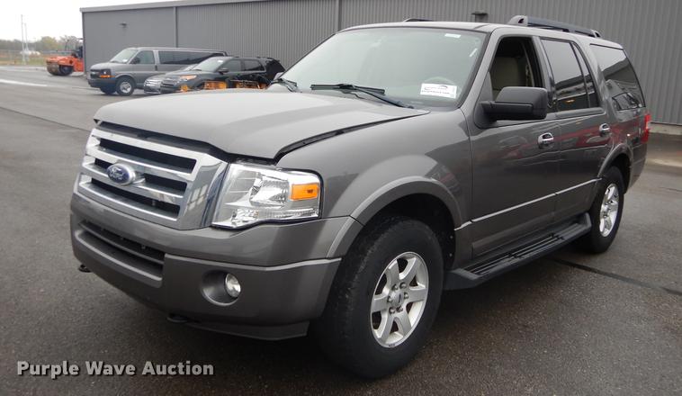 image for item J5635 2010 Ford Expedition XLT SUV