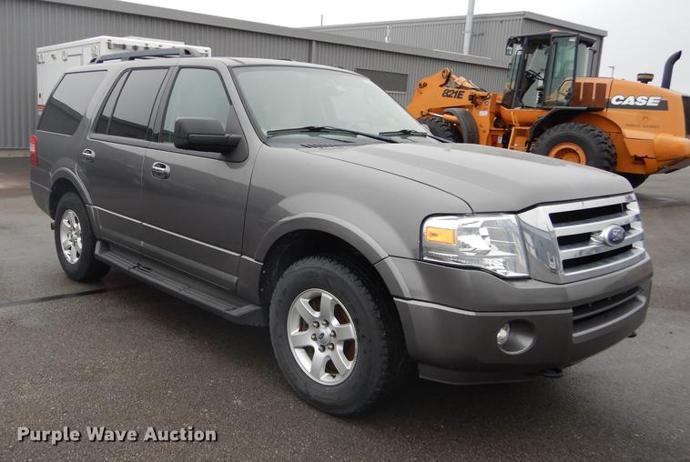 image for item J5635 2010 Ford Expedition XLT SUV
