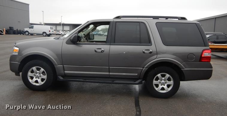 image for item J5635 2010 Ford Expedition XLT SUV