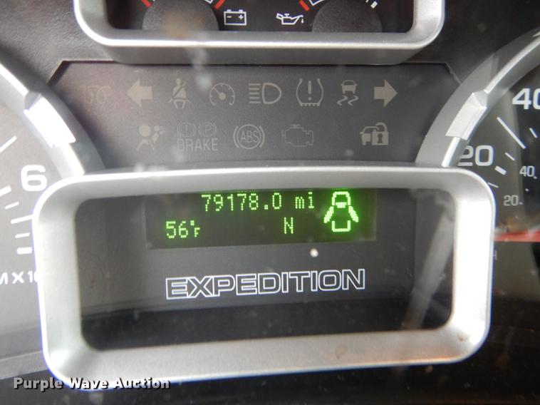 image for item J5635 2010 Ford Expedition XLT SUV