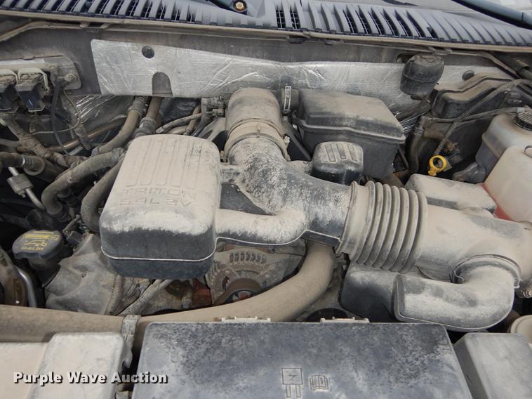 image for item J5635 2010 Ford Expedition XLT SUV