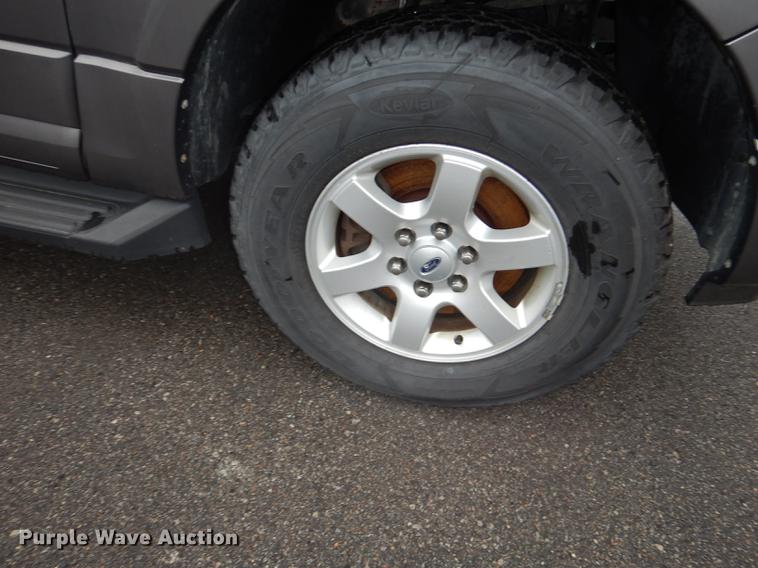 image for item J5635 2010 Ford Expedition XLT SUV