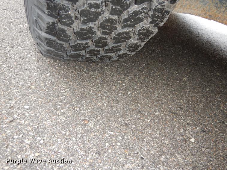 image for item J5635 2010 Ford Expedition XLT SUV