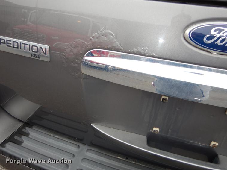 image for item J5635 2010 Ford Expedition XLT SUV