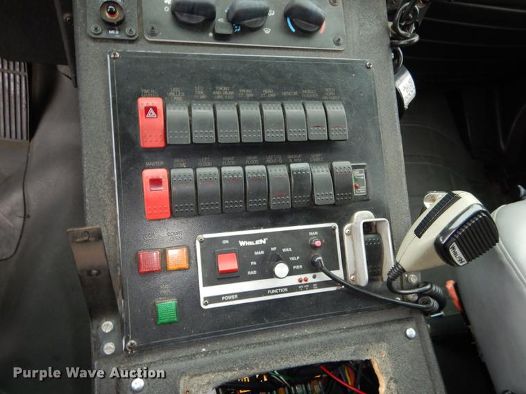 image for item J5636 2007 Freightliner Business Class M2 ambulance