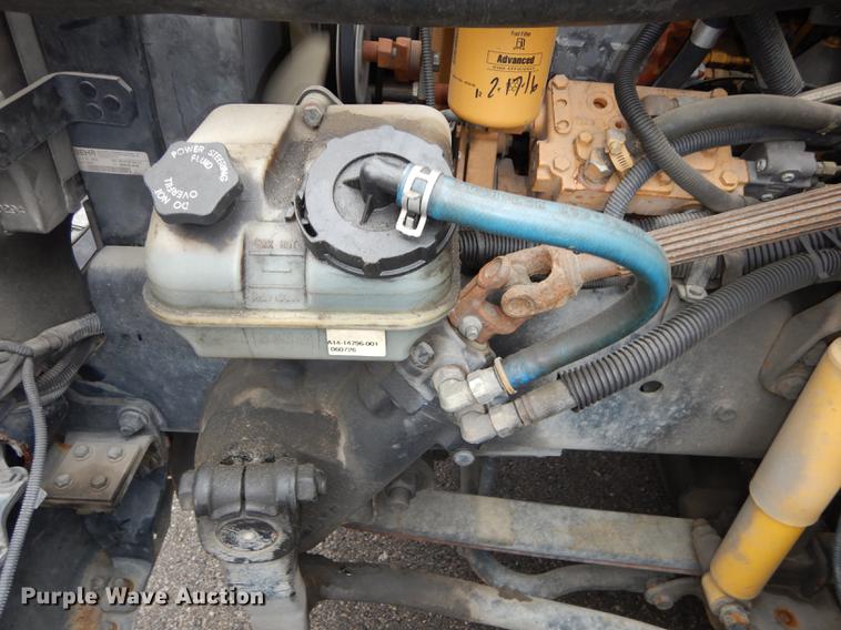 image for item J5636 2007 Freightliner Business Class M2 ambulance