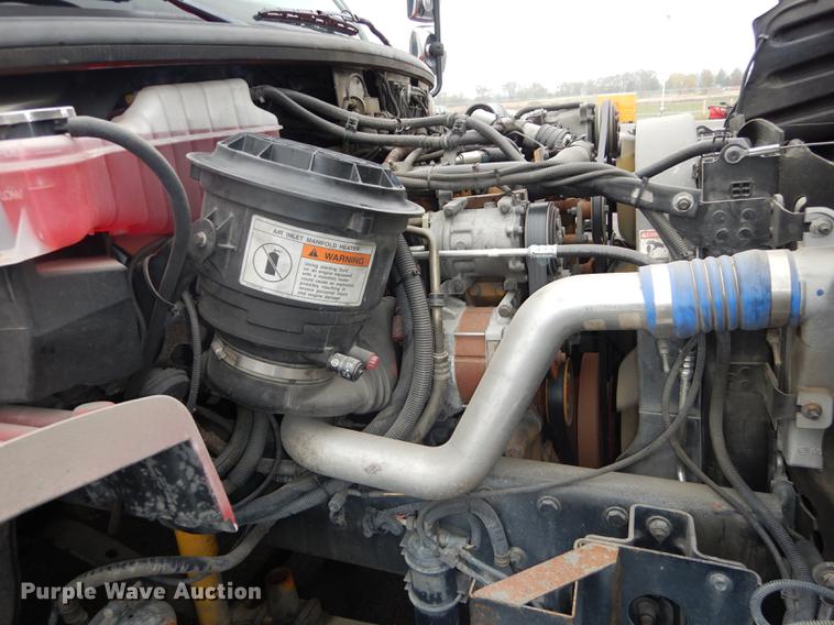 image for item J5636 2007 Freightliner Business Class M2 ambulance