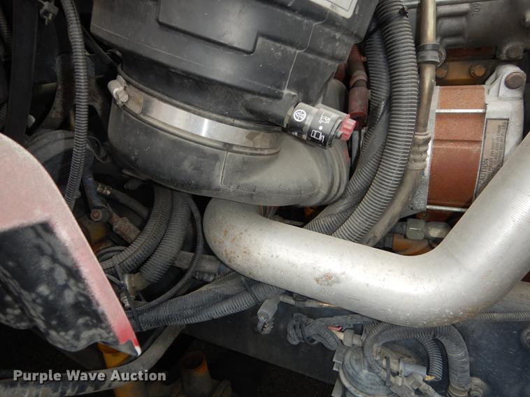 image for item J5636 2007 Freightliner Business Class M2 ambulance