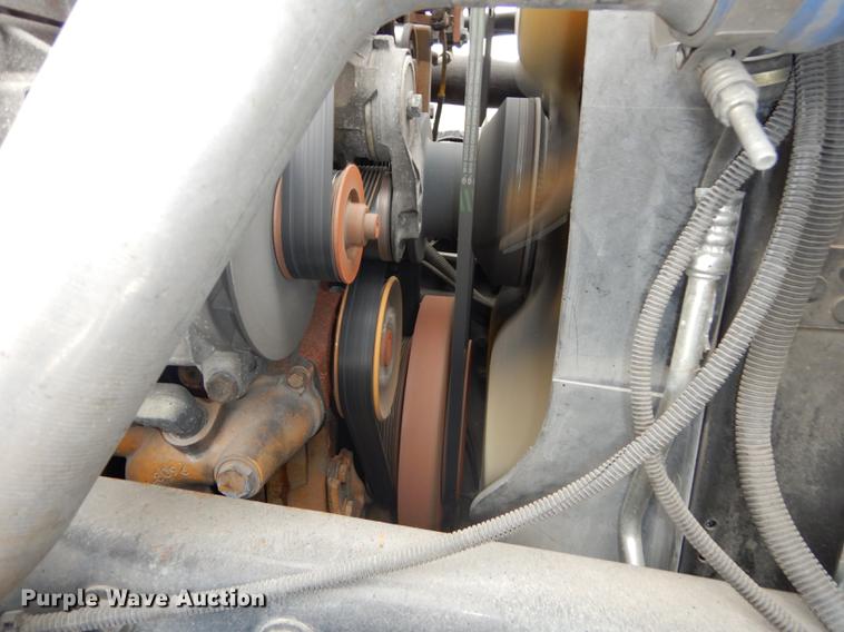 image for item J5636 2007 Freightliner Business Class M2 ambulance