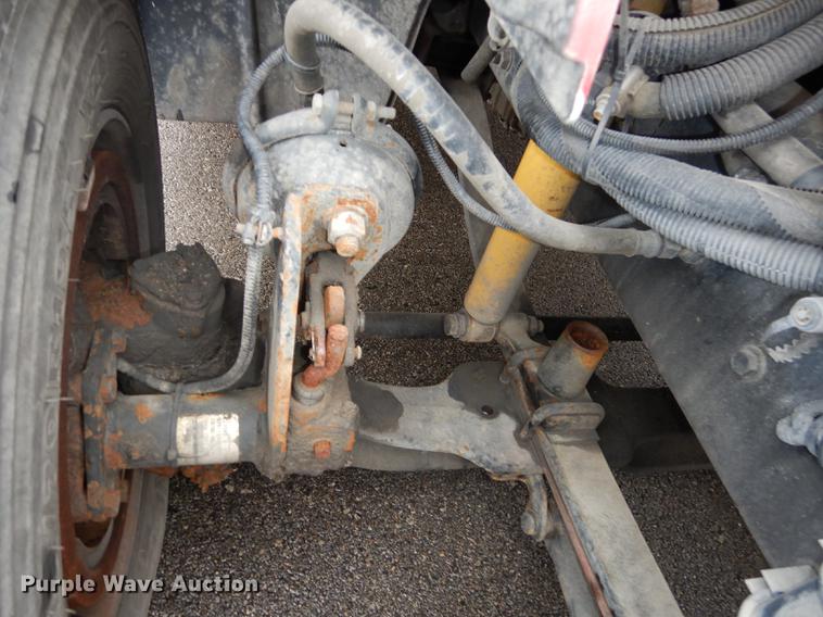 image for item J5636 2007 Freightliner Business Class M2 ambulance