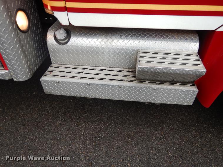 image for item J5636 2007 Freightliner Business Class M2 ambulance